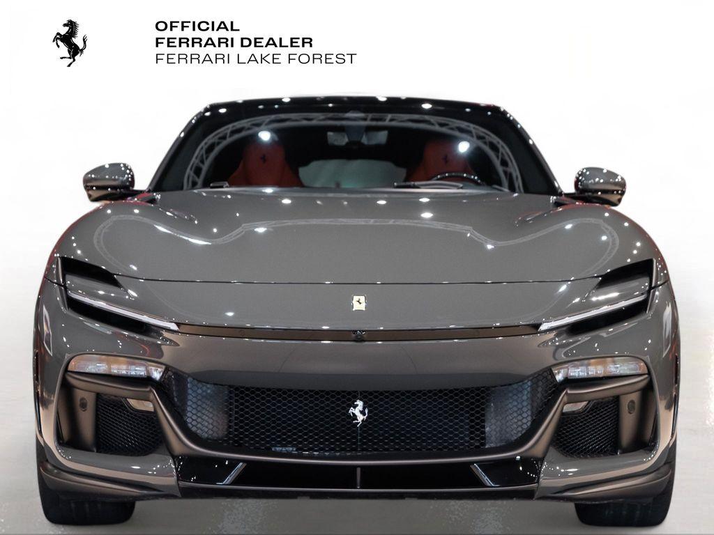 http://www.koenigseggchicago.com/galleria_images/139/139_p7_l.jpg