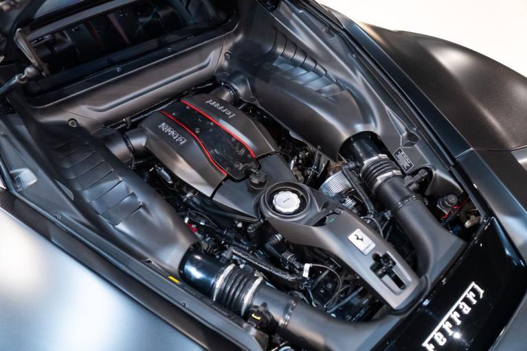 http://www.koenigseggchicago.com/galleria_images/141/141_p17_f.jpg