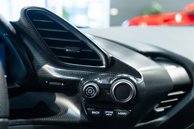 http://www.koenigseggchicago.com/galleria_images/141/141_p39_f.jpg