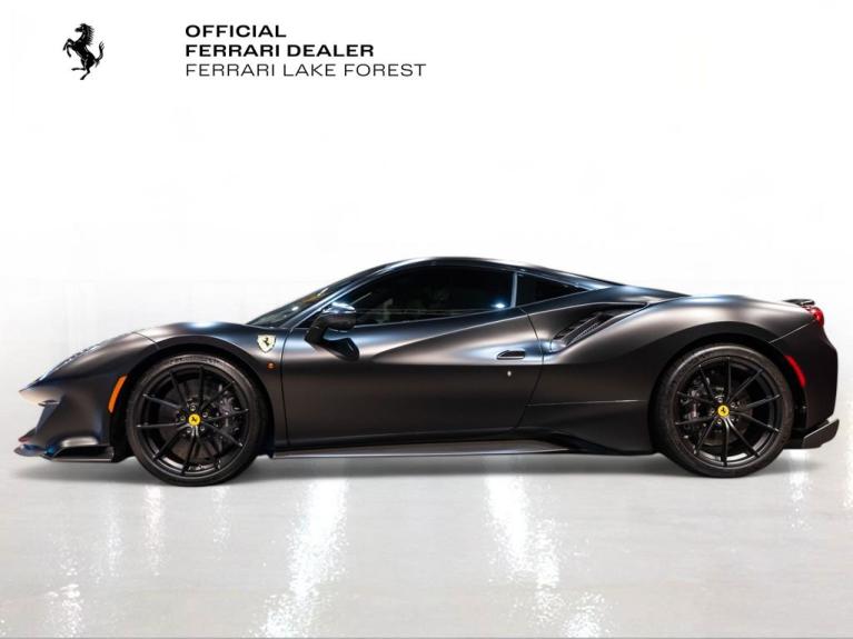 http://www.koenigseggchicago.com/galleria_images/141/141_p3_f.jpg
