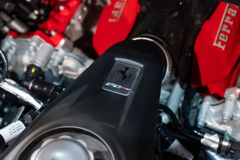 http://www.koenigseggchicago.com/galleria_images/142/142_p19_f.jpg