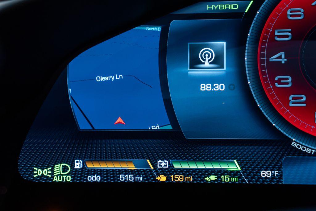 http://www.koenigseggchicago.com/galleria_images/142/142_p32_l.jpg