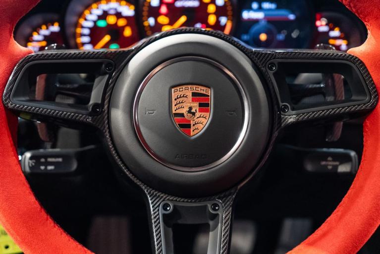 http://www.koenigseggchicago.com/galleria_images/143/143_p33_f.jpg