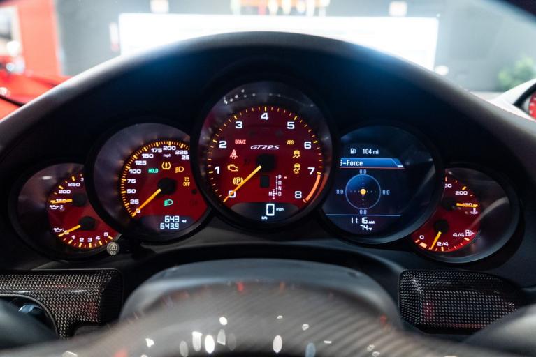 http://www.koenigseggchicago.com/galleria_images/143/143_p36_f.jpg
