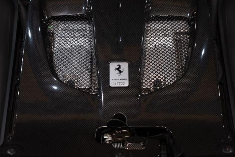 http://www.koenigseggchicago.com/galleria_images/144/144_p19_f.jpg