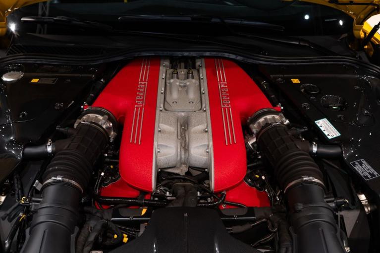 http://www.koenigseggchicago.com/galleria_images/144/144_p20_f.jpg