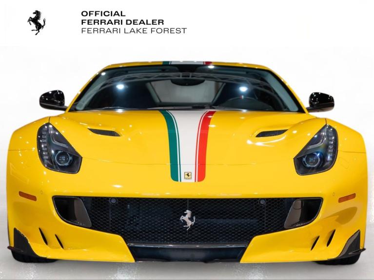http://www.koenigseggchicago.com/galleria_images/145/145_p2_f.jpg