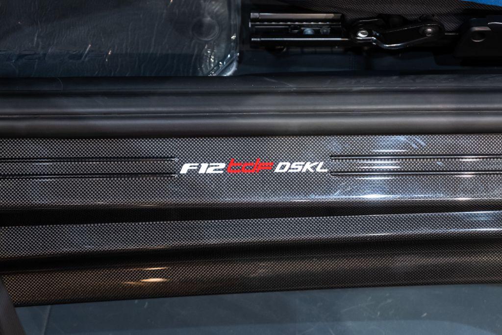 http://www.koenigseggchicago.com/galleria_images/145/145_p35_l.jpg