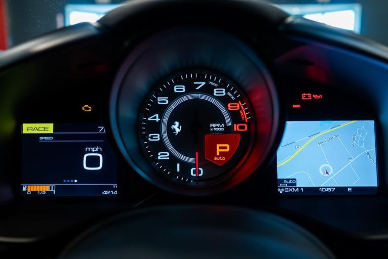 http://www.koenigseggchicago.com/galleria_images/145/145_p41_f.jpg