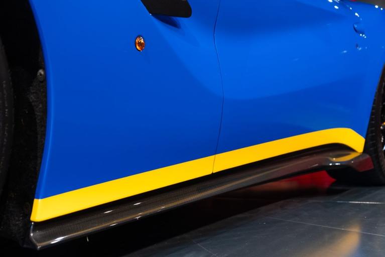 http://www.koenigseggchicago.com/galleria_images/146/146_p14_f.jpg