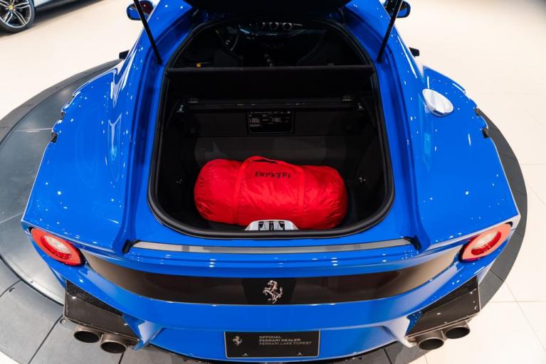 http://www.koenigseggchicago.com/galleria_images/146/146_p26_f.jpg