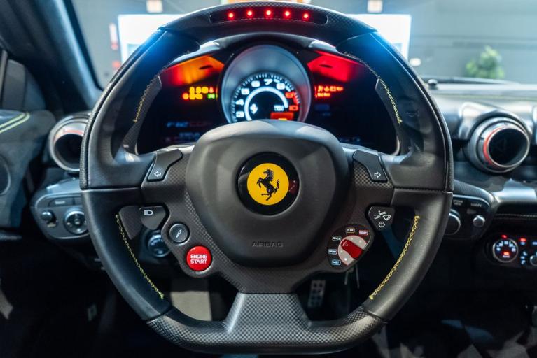 http://www.koenigseggchicago.com/galleria_images/146/146_p5_f.jpg