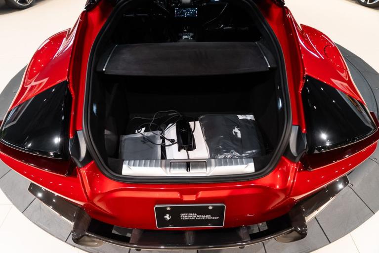 http://www.koenigseggchicago.com/galleria_images/147/147_p22_f.jpg