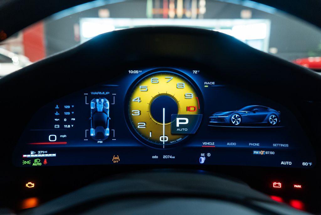 http://www.koenigseggchicago.com/galleria_images/147/147_p29_l.jpg