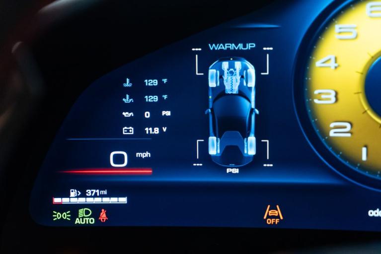 http://www.koenigseggchicago.com/galleria_images/147/147_p31_f.jpg