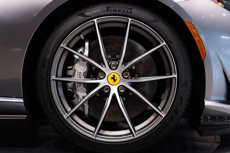 http://www.koenigseggchicago.com/galleria_images/148/148_p13_f.jpg