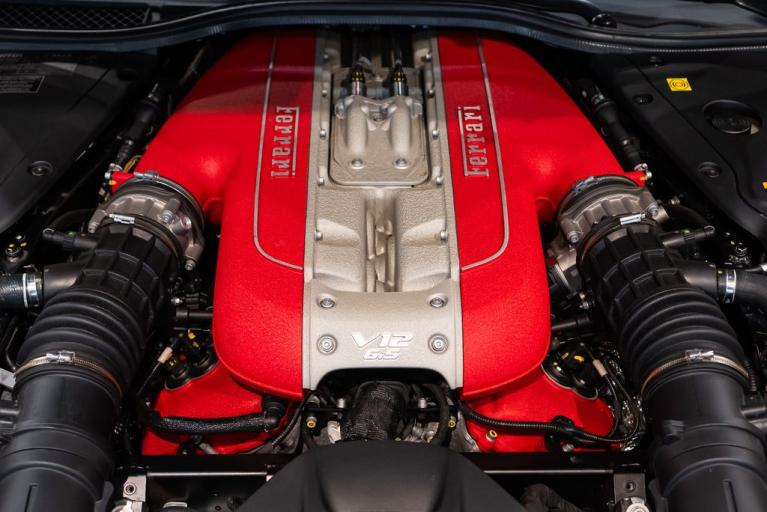 http://www.koenigseggchicago.com/galleria_images/148/148_p20_f.jpg