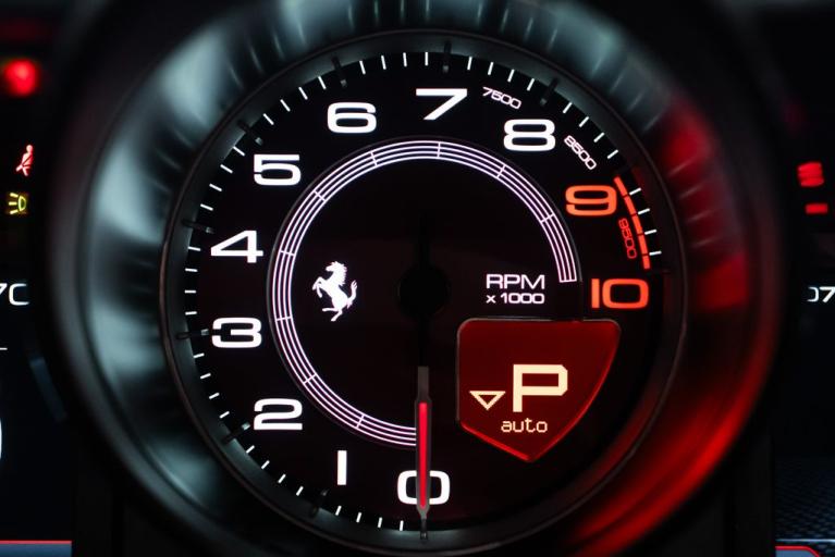 http://www.koenigseggchicago.com/galleria_images/148/148_p31_f.jpg