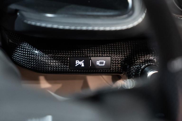 http://www.koenigseggchicago.com/galleria_images/148/148_p39_f.jpg
