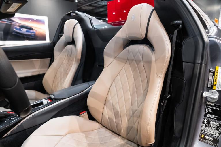 http://www.koenigseggchicago.com/galleria_images/148/148_p4_f.jpg