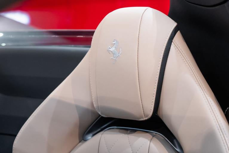 http://www.koenigseggchicago.com/galleria_images/148/148_p6_f.jpg