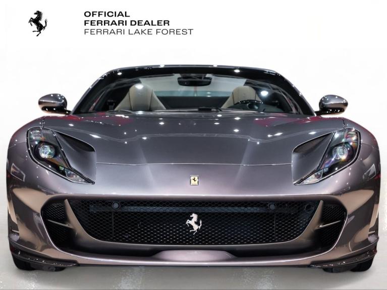 http://www.koenigseggchicago.com/galleria_images/148/148_p7_f.jpg
