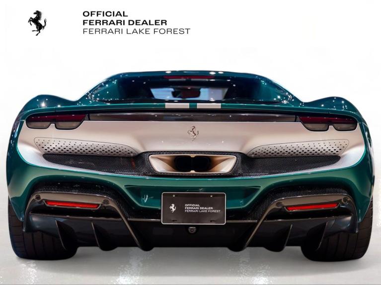 http://www.koenigseggchicago.com/galleria_images/150/150_p11_f.jpg