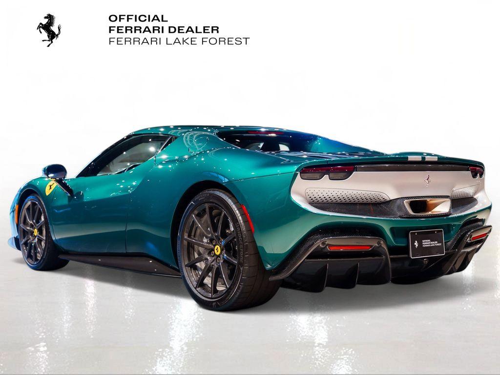 http://www.koenigseggchicago.com/galleria_images/150/150_p2_l.jpg