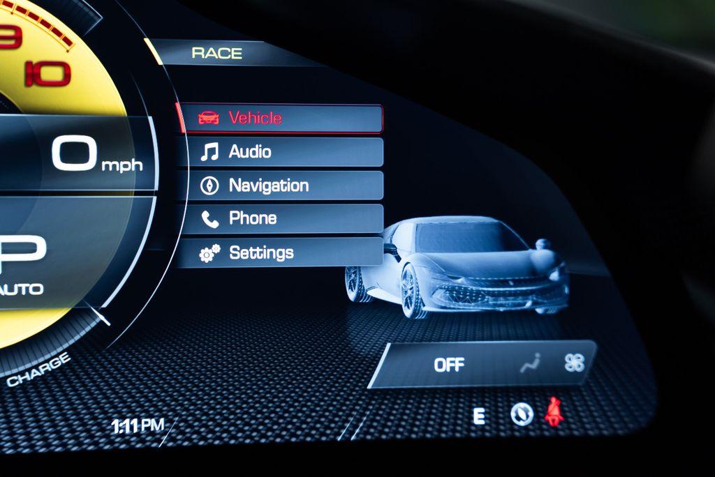 http://www.koenigseggchicago.com/galleria_images/150/150_p35_l.jpg