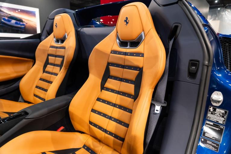 http://www.koenigseggchicago.com/galleria_images/151/151_p4_f.jpg