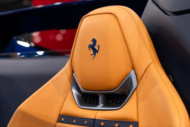 http://www.koenigseggchicago.com/galleria_images/151/151_p6_f.jpg