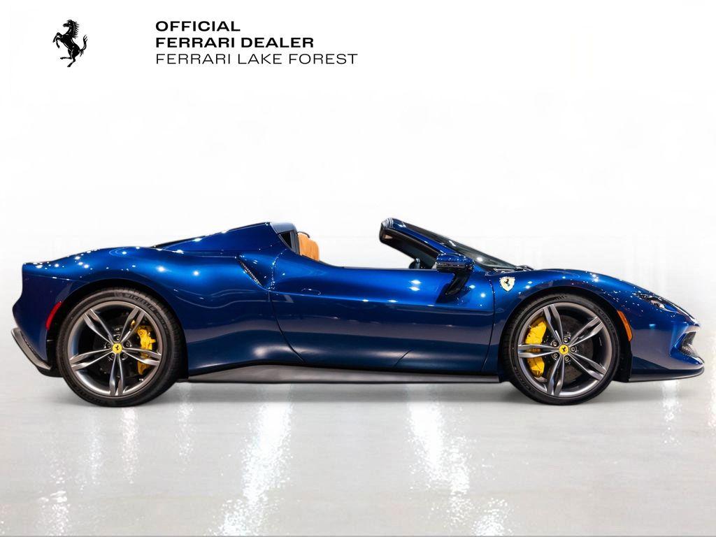 http://www.koenigseggchicago.com/galleria_images/151/151_p9_l.jpg
