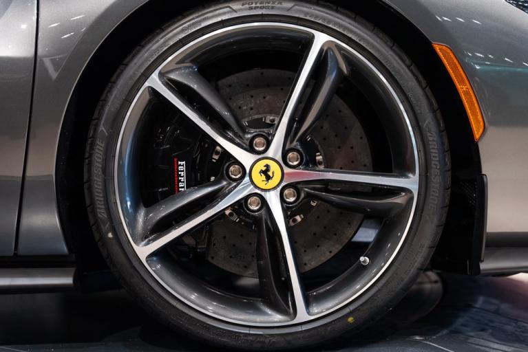 http://www.koenigseggchicago.com/galleria_images/154/154_p16_f.jpg