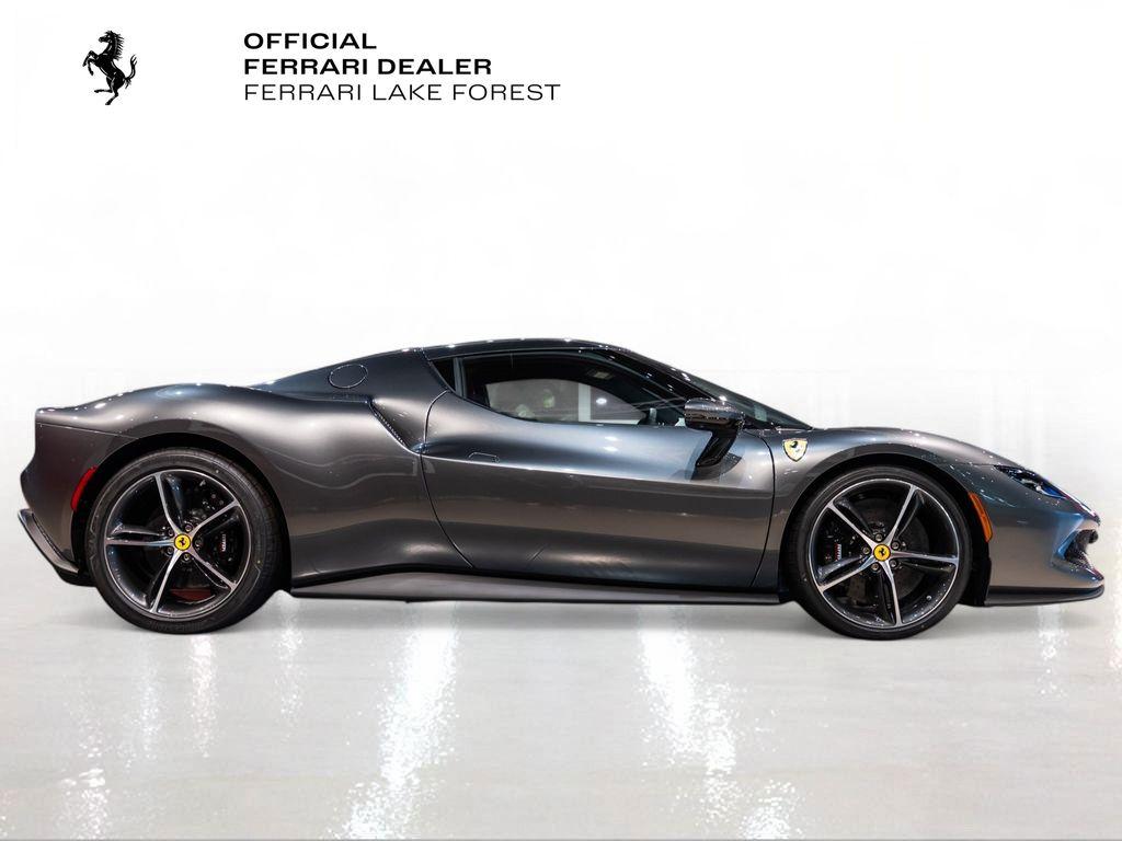 http://www.koenigseggchicago.com/galleria_images/154/154_p9_l.jpg