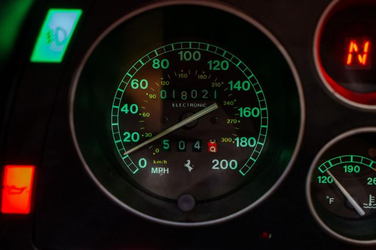 http://www.koenigseggchicago.com/galleria_images/156/156_p33_f.jpg