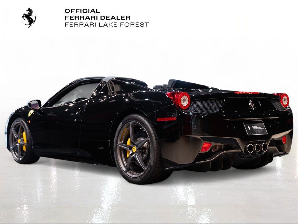 http://www.koenigseggchicago.com/galleria_images/157/157_p2_l.jpg