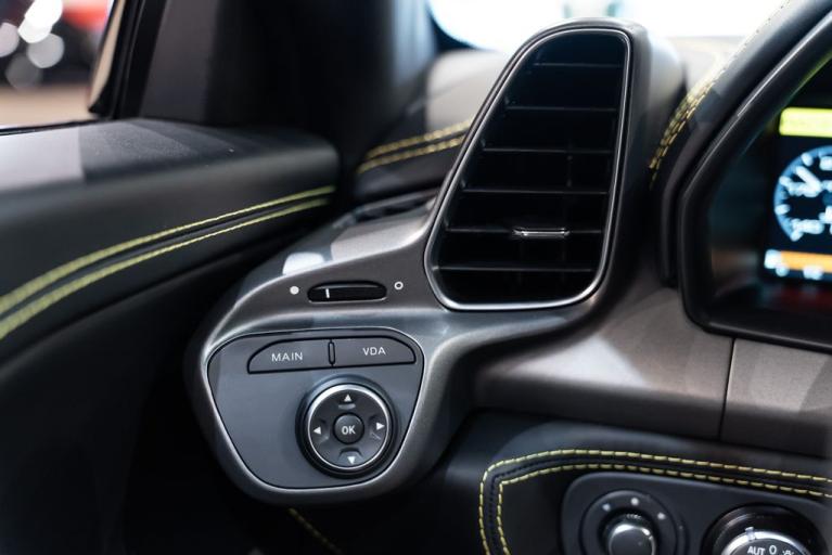 http://www.koenigseggchicago.com/galleria_images/157/157_p33_f.jpg