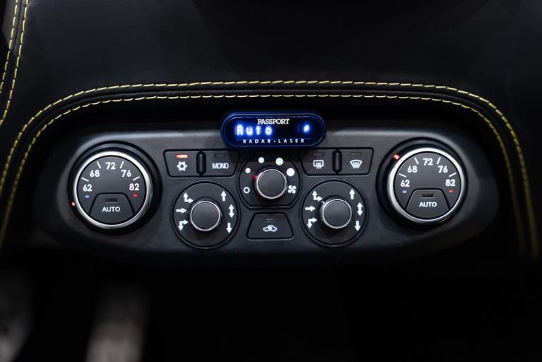 http://www.koenigseggchicago.com/galleria_images/157/157_p36_f.jpg