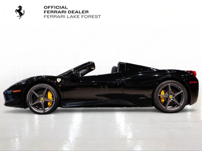 http://www.koenigseggchicago.com/galleria_images/157/157_p3_f.jpg