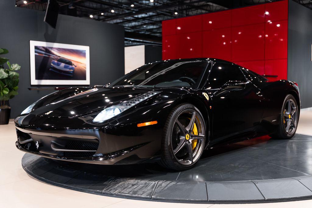 http://www.koenigseggchicago.com/galleria_images/157/157_p47_l.jpg