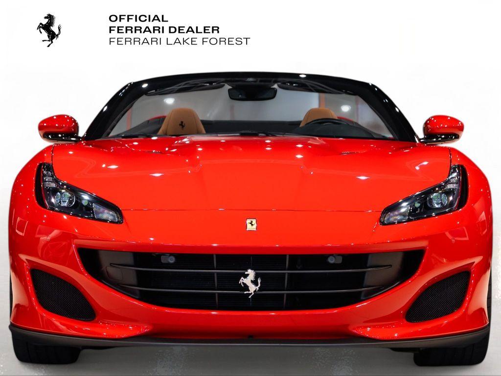 http://www.koenigseggchicago.com/galleria_images/158/158_p7_l.jpg