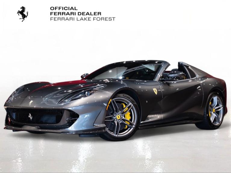 http://www.koenigseggchicago.com/galleria_images/159/159_main_f.jpg
