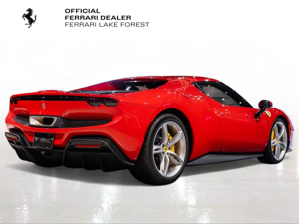 http://www.koenigseggchicago.com/galleria_images/161/161_p10_l.jpg