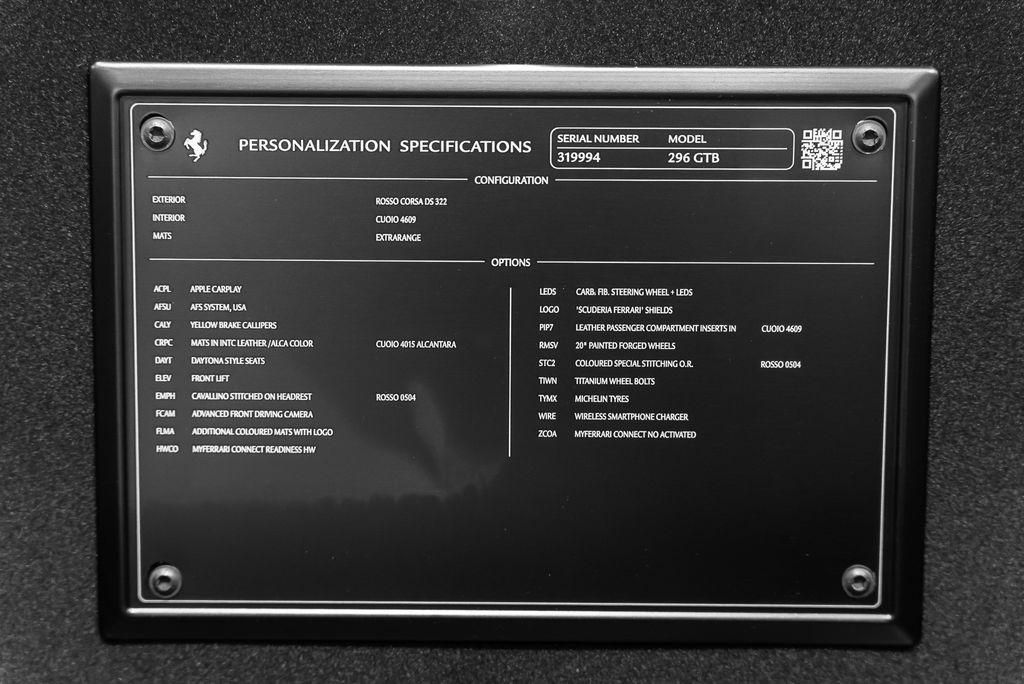 http://www.koenigseggchicago.com/galleria_images/161/161_p21_l.jpg