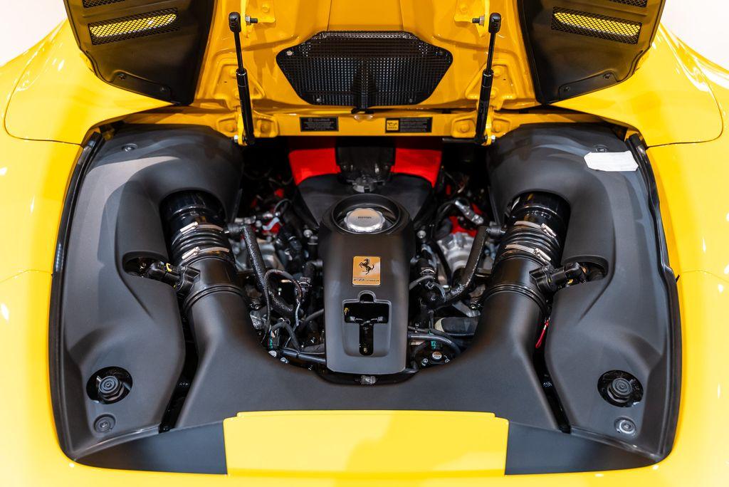 http://www.koenigseggchicago.com/galleria_images/162/162_p14_l.jpg