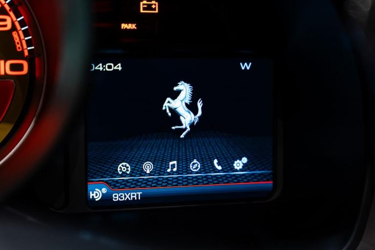 http://www.koenigseggchicago.com/galleria_images/162/162_p31_f.jpg