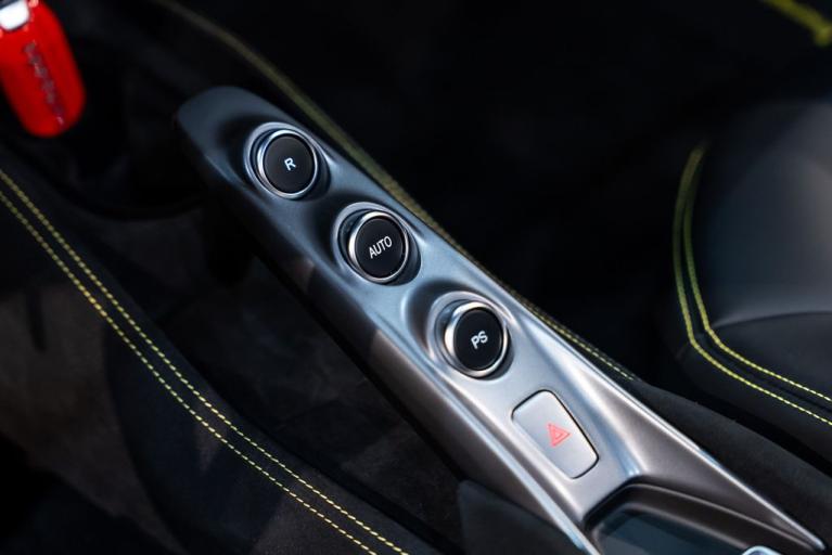 http://www.koenigseggchicago.com/galleria_images/162/162_p37_f.jpg
