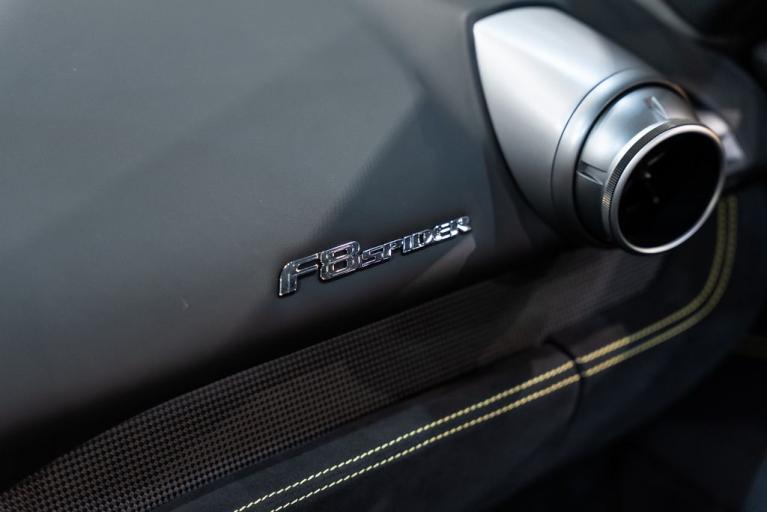 http://www.koenigseggchicago.com/galleria_images/162/162_p40_f.jpg