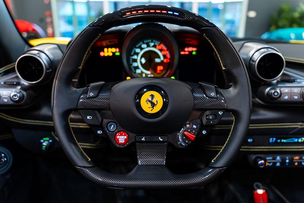 http://www.koenigseggchicago.com/galleria_images/162/162_p5_l.jpg