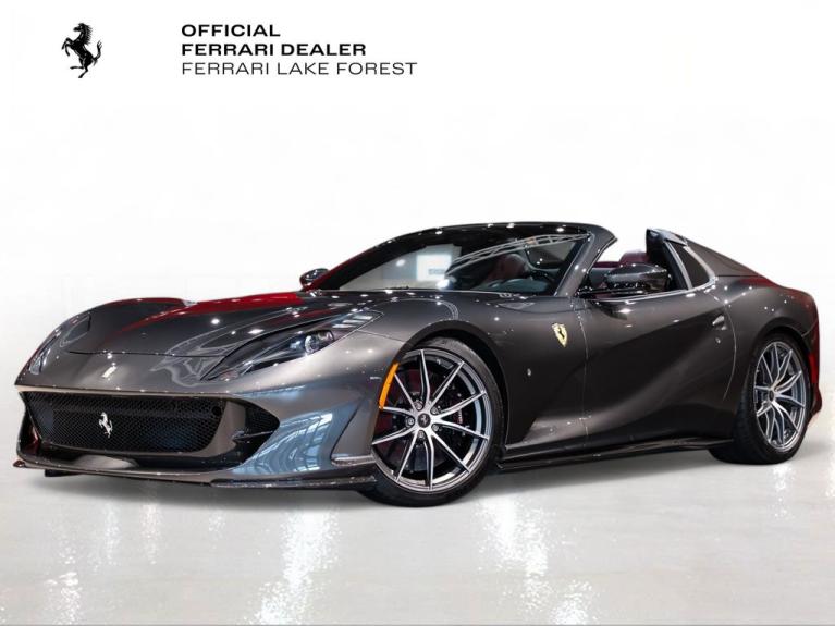 http://www.koenigseggchicago.com/galleria_images/163/163_main_f.jpg